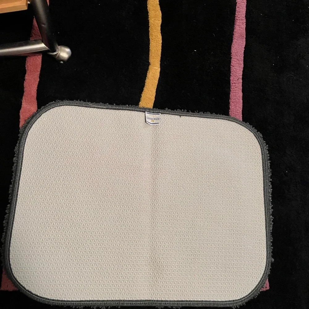 Royal Velvet Fieldcrest  Bath rug Firm Price!
